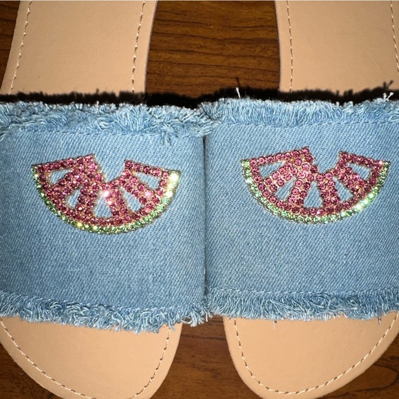 Venus Denim Raw Edge Distressed and Rhinestone Watermelon Slide Sandals Size 10 - Picture 2 of 3